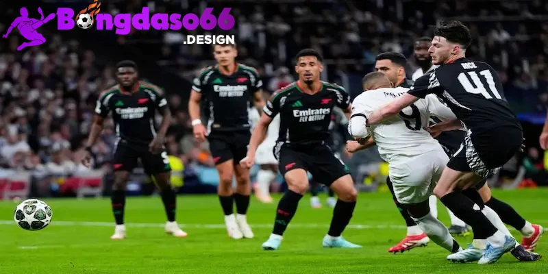 Hiệp 1 không bàn thắng giữa Arsenal và Real
